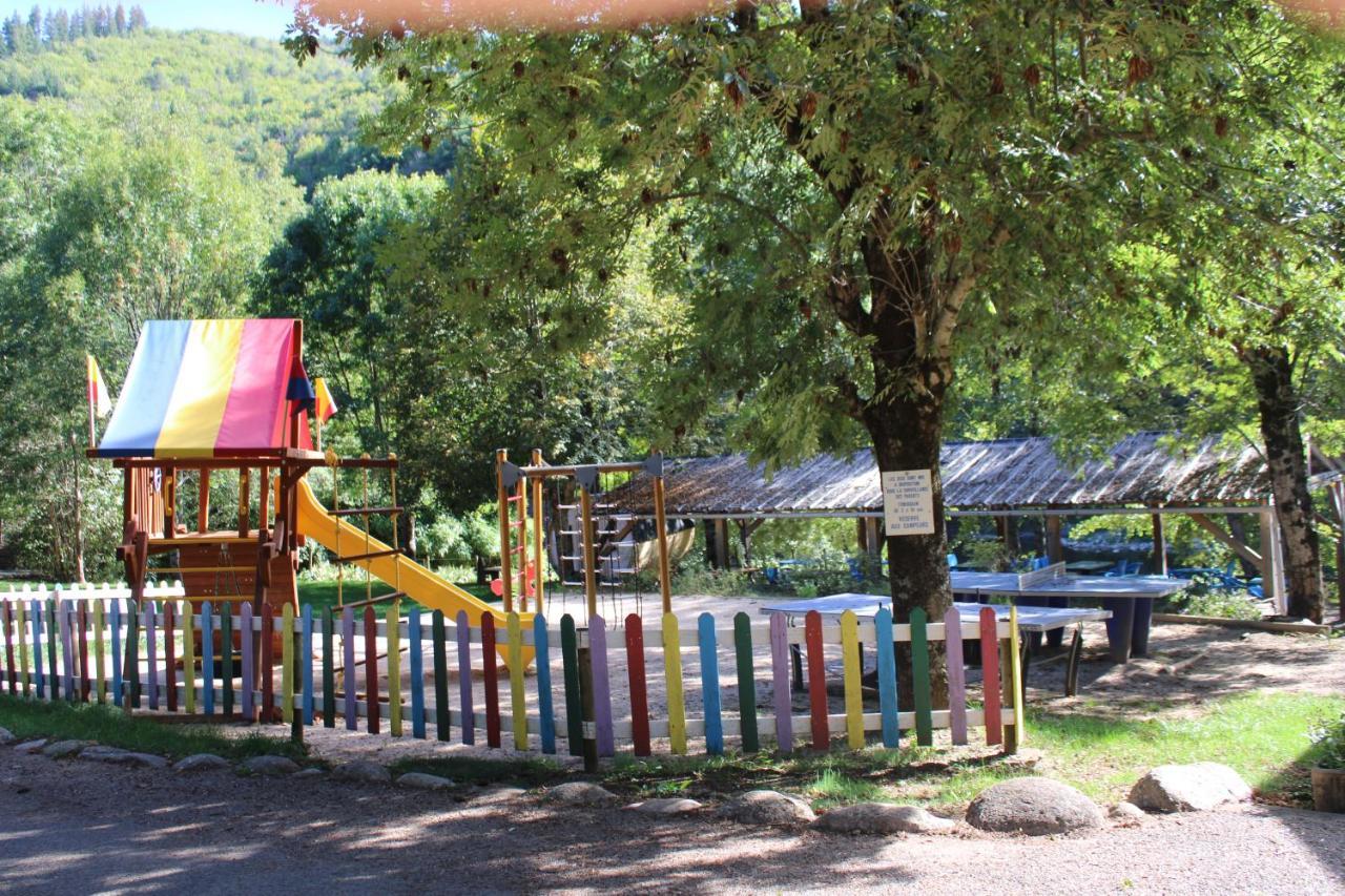 Camping Chantemerle Bédouès Esterno foto